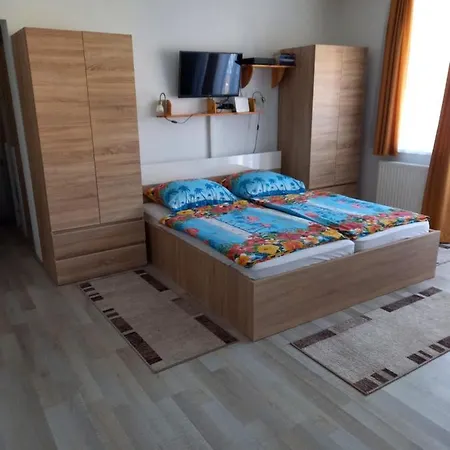 Apartament Kastelykert Apartman Kőszeg